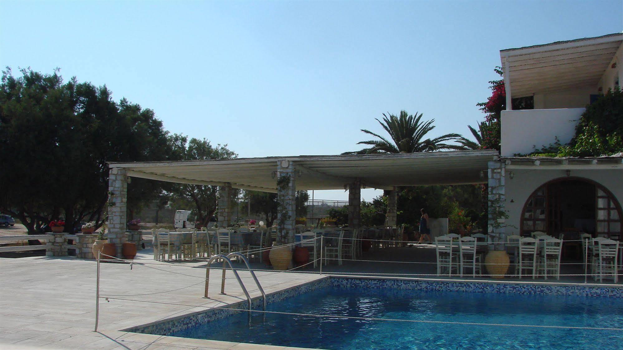 Galatis Beach Hotel Alikí Exterior foto